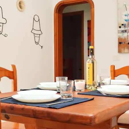 In Caleta De Mit Terrasse By Interhome Сasa de vacaciones Famara